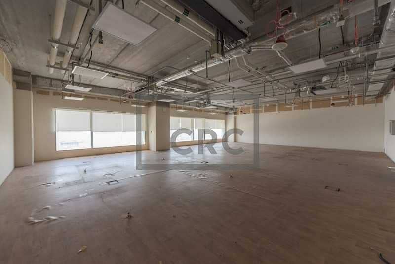 7 OFFICE SPACE | in SZR | WORLD TRADE CENTER