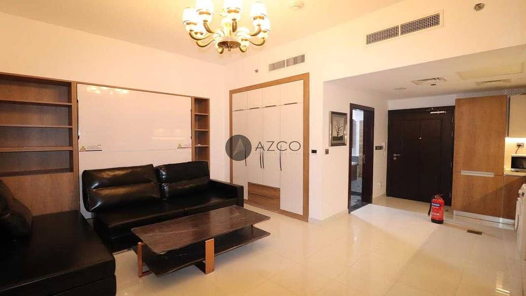 6 Fully Furnished | Bright Interiors | Near Metro