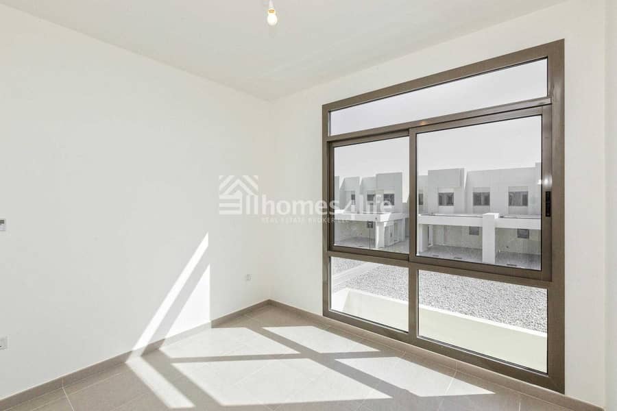 7 Brand New 3 Bedroom Townhouse For Rent