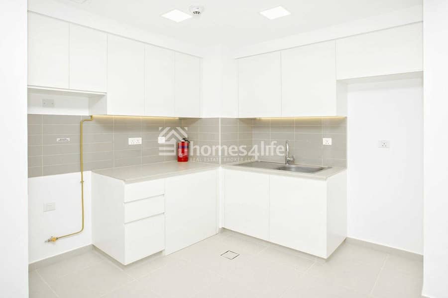 4 Call Now | Bright and spacious Brand New Apartment