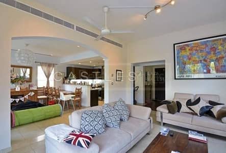 Perfect Condition, Park Facing, District 8, 2 Bedroom + Maid Villa, Perfect Condition, Park Facing, District 8, 2 Bedroom + Maid Villa,