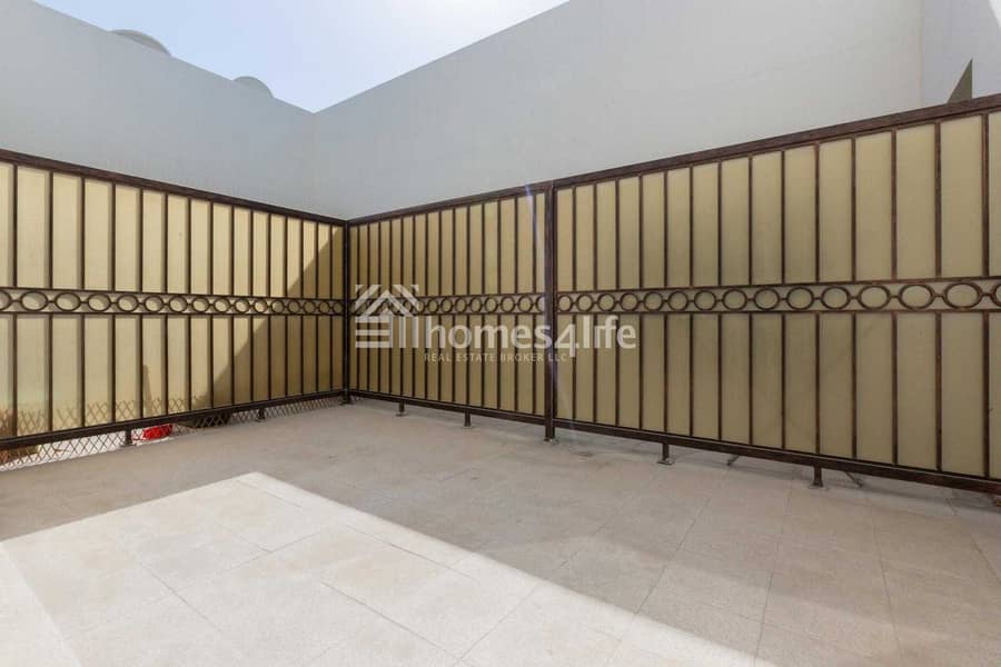 13 Exclusive || Balcony || Spacious 1BR