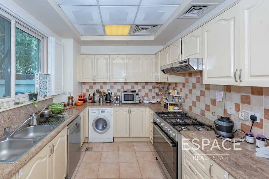 5 EXCLUSIVE TH1| 4 Bed Townhouse | Estella