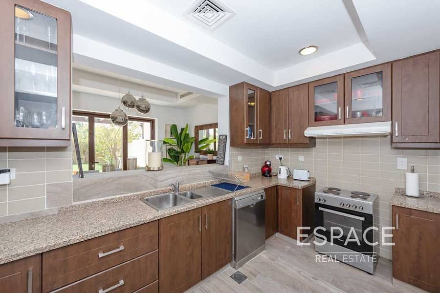 6 Exclusive Renovated | Type 2M with Desert View