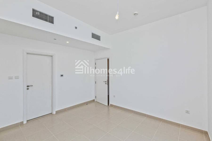 5 Brand New | Vacant | Spacious 2BR