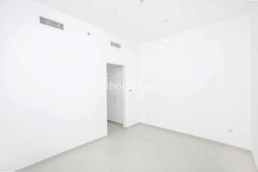 4 Spacious and Clean  | Well Maintained Apartment