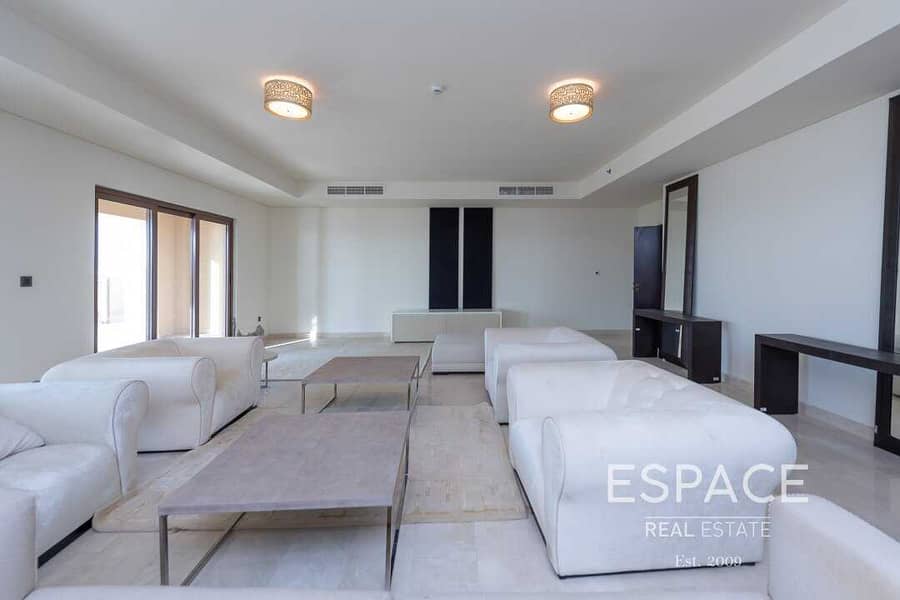 3 Vacant | 6 Bed Penthouse | Sea Views | Private Pool