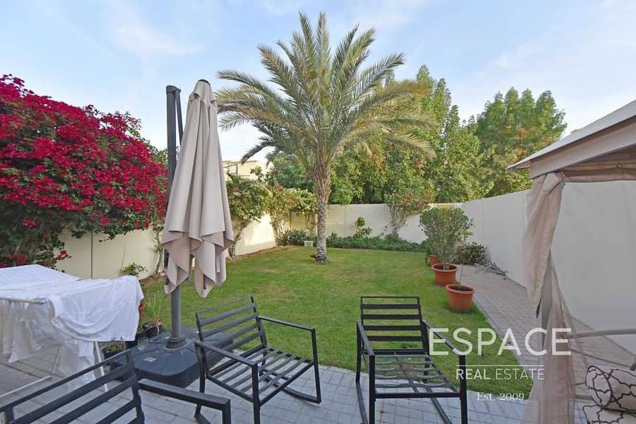 13 Three Bedroom Townhouse Near to the souk