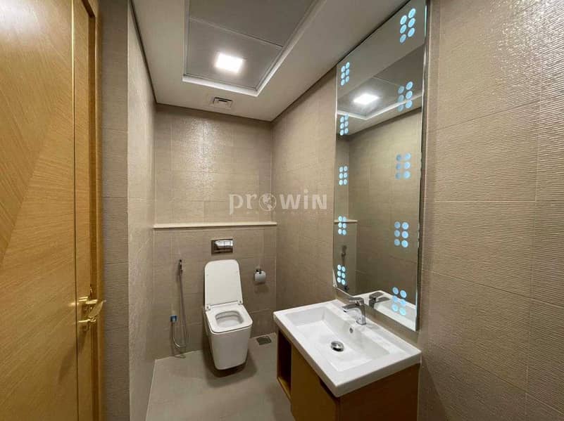8 Luxurious 1BR |Beautiful View | Perfect Layout | 5 yrs payment plan !!!