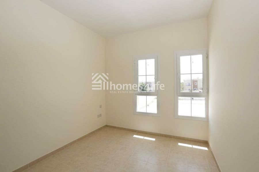 4 Vacant || Spacious || 2BR + Study
