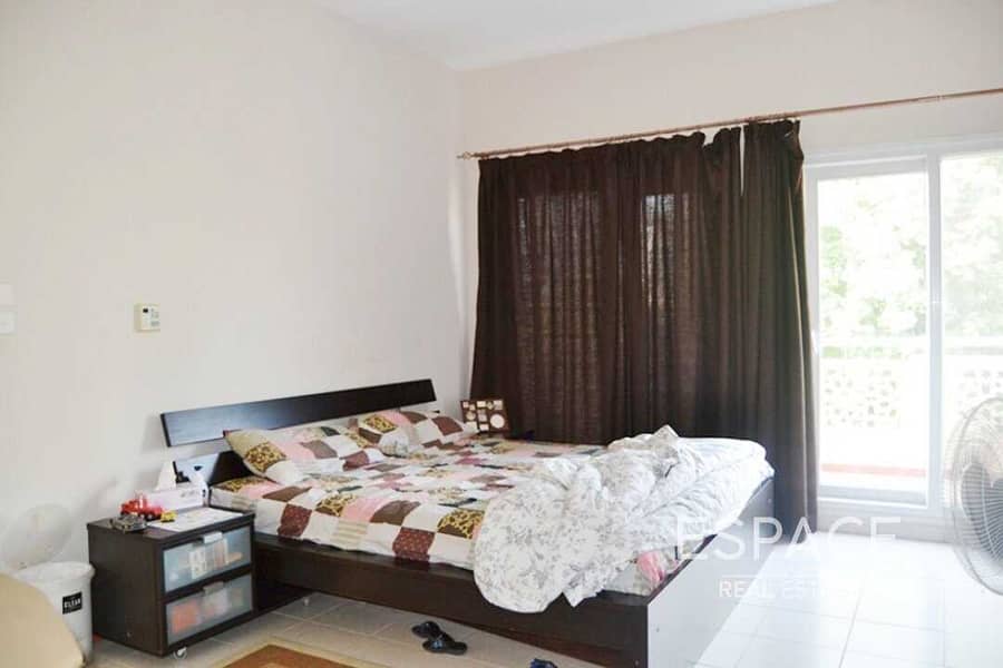 8 Well Maintained - Type 6 - Spacious Villa