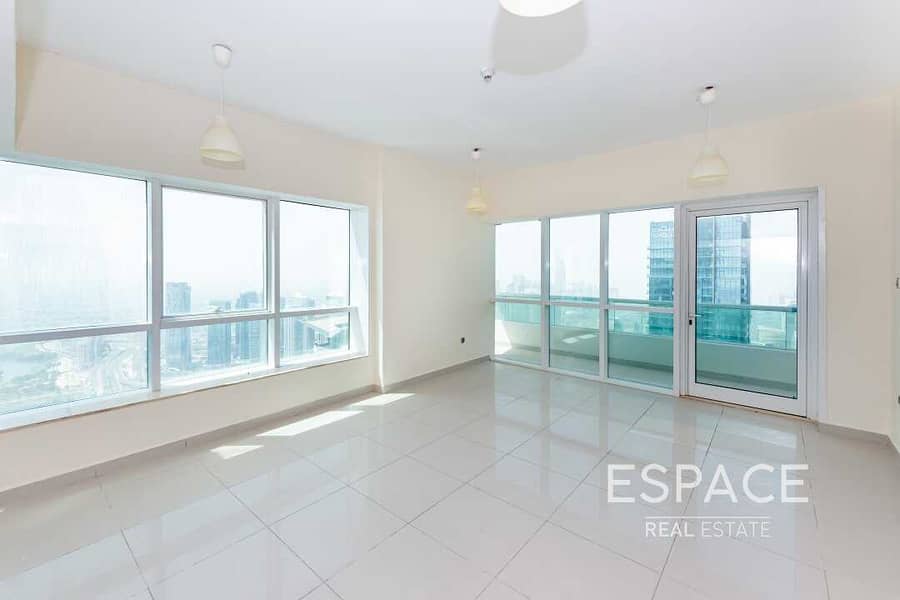 2 Vacant | Exclusive | Marina and Sea View