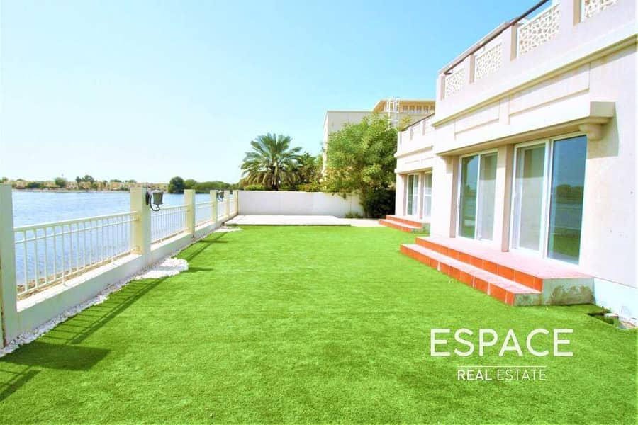 Exclusive | Lake Views | Detached Villa Exclusive | Lake Views | Detached Villa