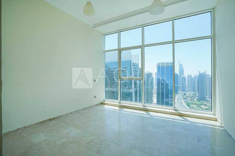 16 Upgraded Penthouse | High Floor | Amazing View