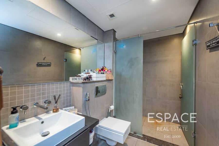 8 Spacious | Well Maintained | Huge Balcony