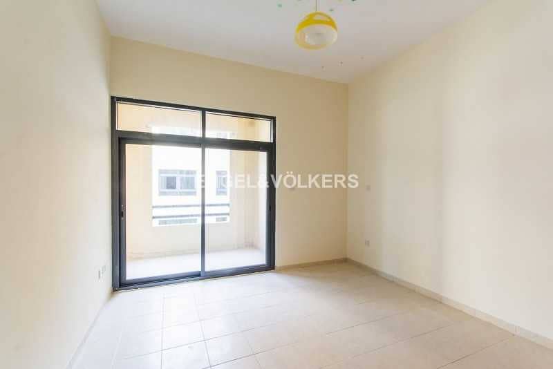 9 Rented | Prime Location | With Study Room