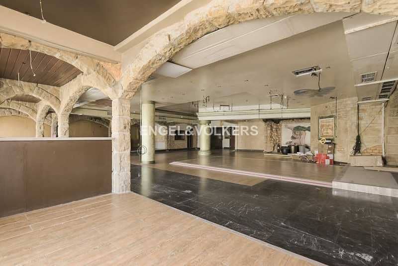 17 Retail Space for Dance Bar /  Club | Fitted
