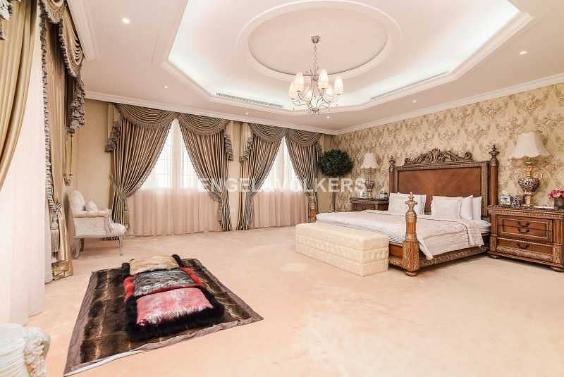 33 Luxurious | With Private Pool | Large Plot
