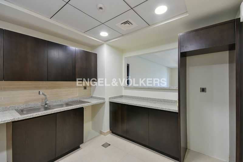 8 Pool & Palm View|Type E|High Floor|Maid's Room