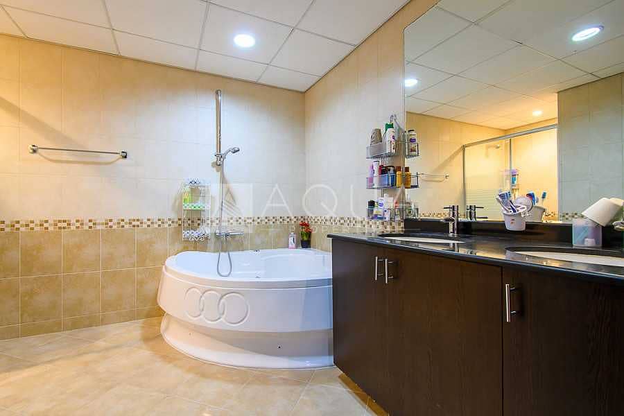 11 Mid floor | Ideal for end user | Water view