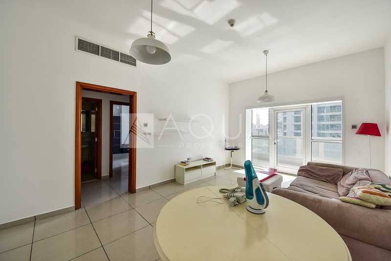 2 High Floor | Amazing Unit | Unfurnished