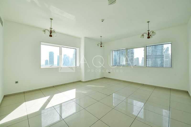 Unfurnished | Middle Floor | Spacious Unit