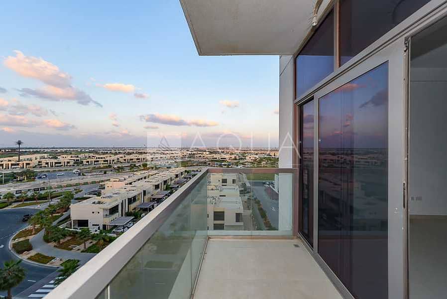 11 High floor | Spacious unit | Large balcony