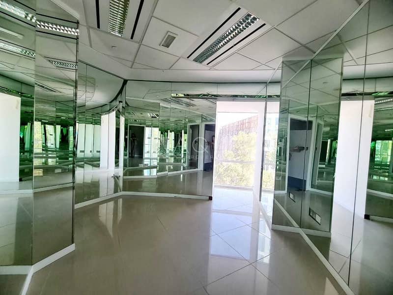 8 Nice office | Fitted | near metro | SZR.