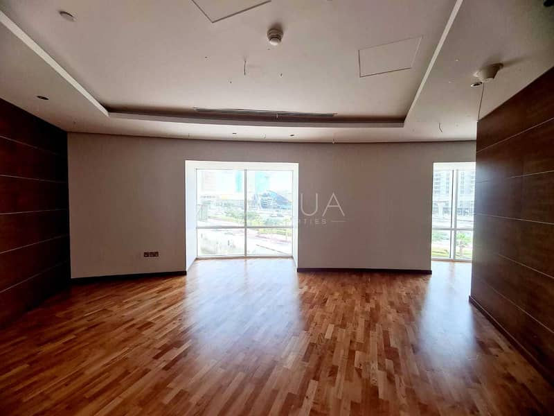 17 Nice office | Fitted | near metro | SZR.