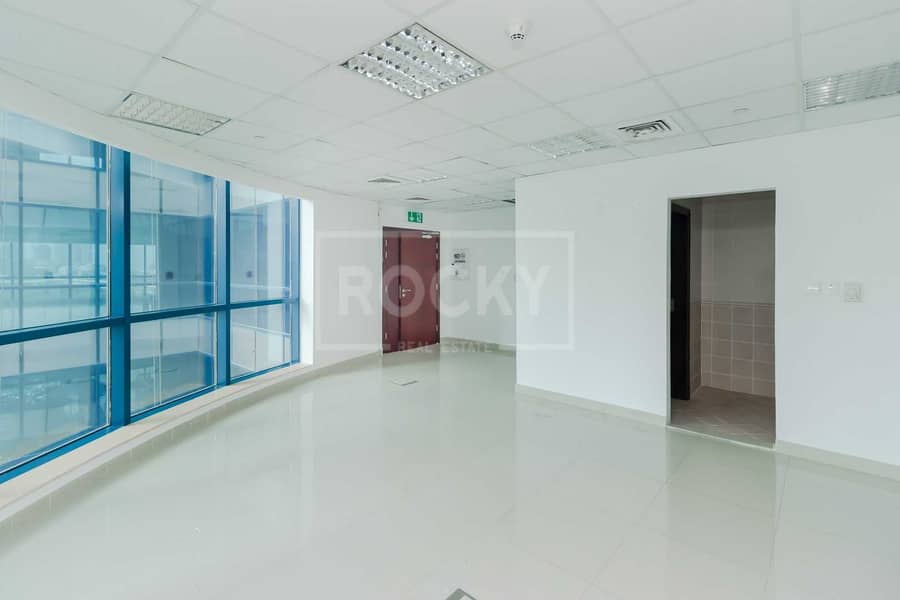 4 Furnished Office | Partitioned | Close to Metro | DMCC