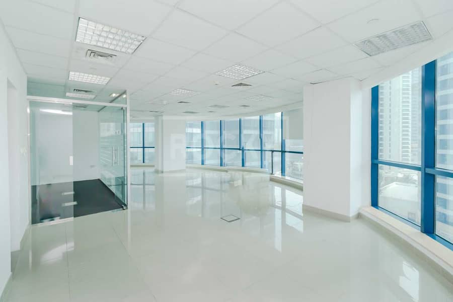 10 Furnished Office | Partitioned | Close to Metro | DMCC