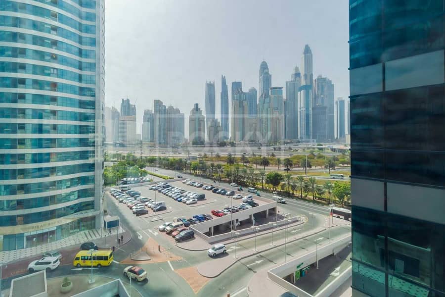 16 Furnished Office | Partitioned | Close to Metro | DMCC