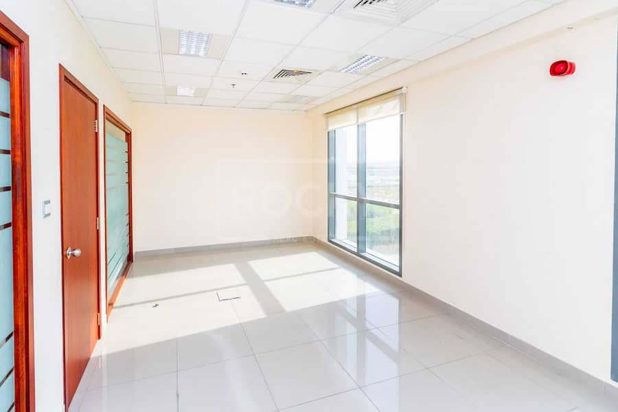 4 Spacious Office | Fitted | Low Floor | DIP