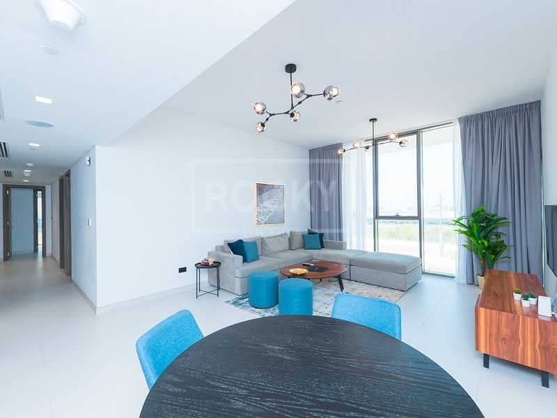 14 Contemporary | Beach Access | Furnished