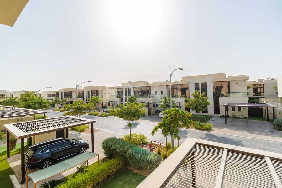 18 Spacious | 3 Bedroom | Ready to move | Damac Hills