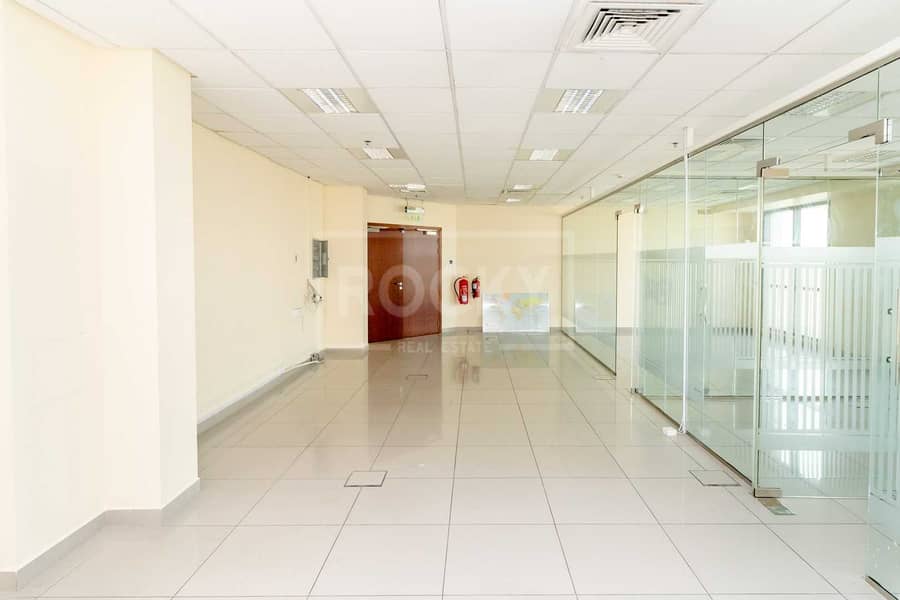 7 Fitted Office | Glass Partition | European Business Center
