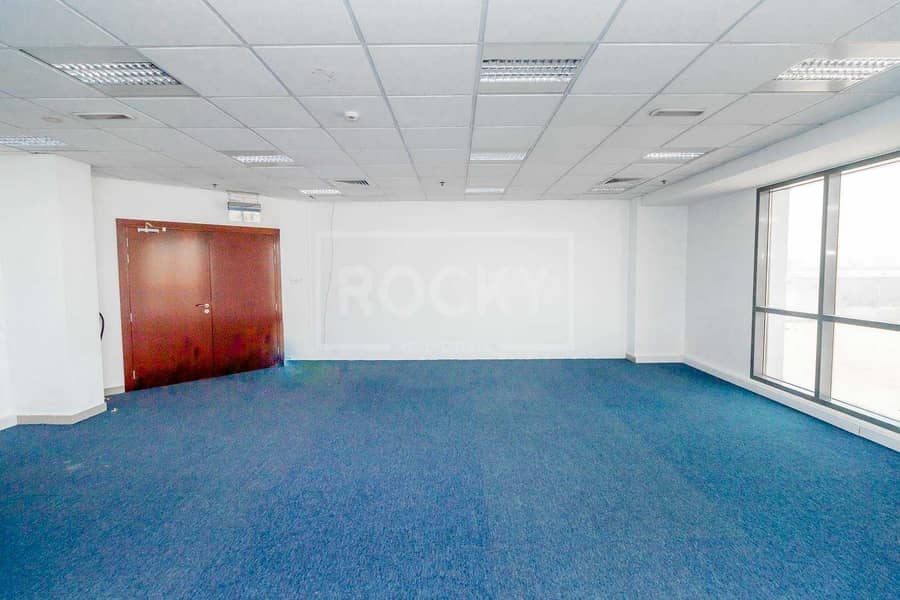 7 Fitted Office All Inclusive for Rent | DIP