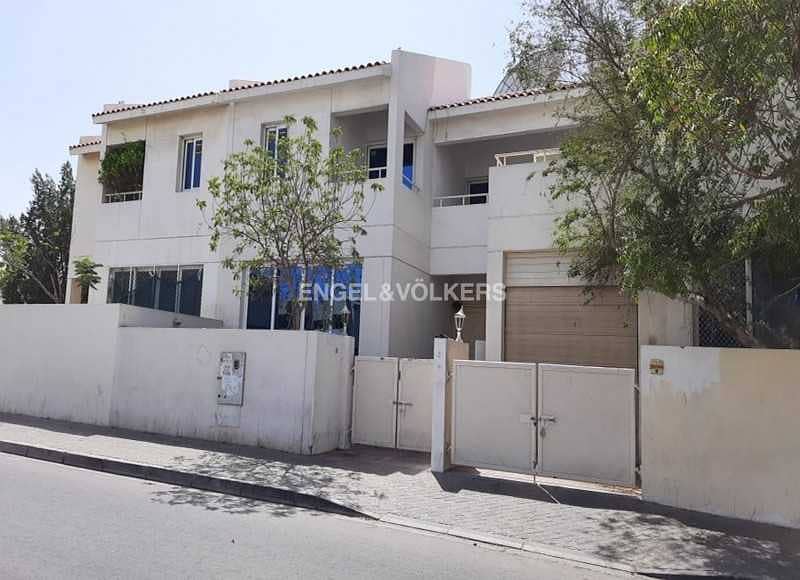 2 Independent Villa | Spacious | With Terrace