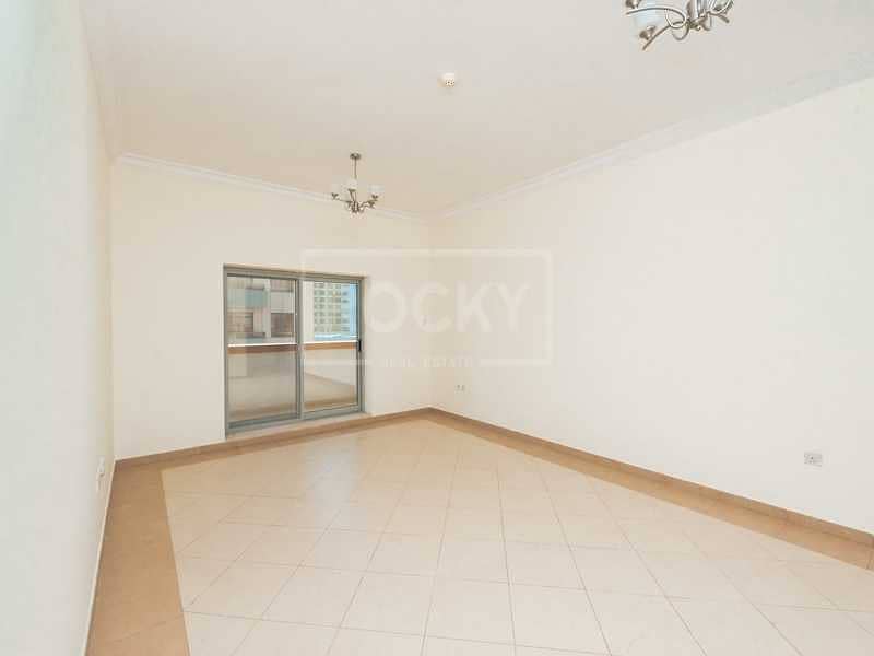 6 Reduced rent | 13 months | Close to Metro | 6 chqs