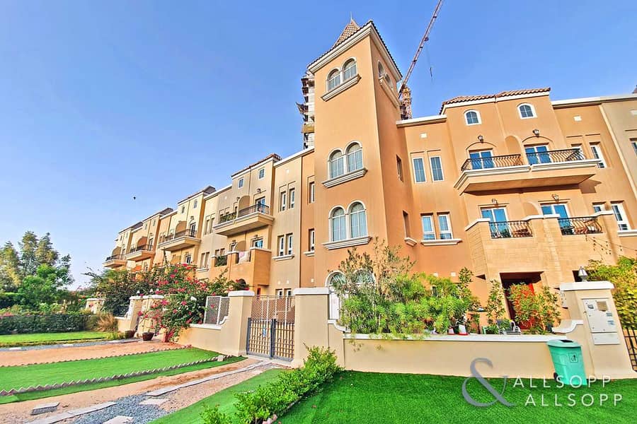 Three Bedrooms | Vacant Sept | Basement Three Bedrooms | Vacant Sept | Basement