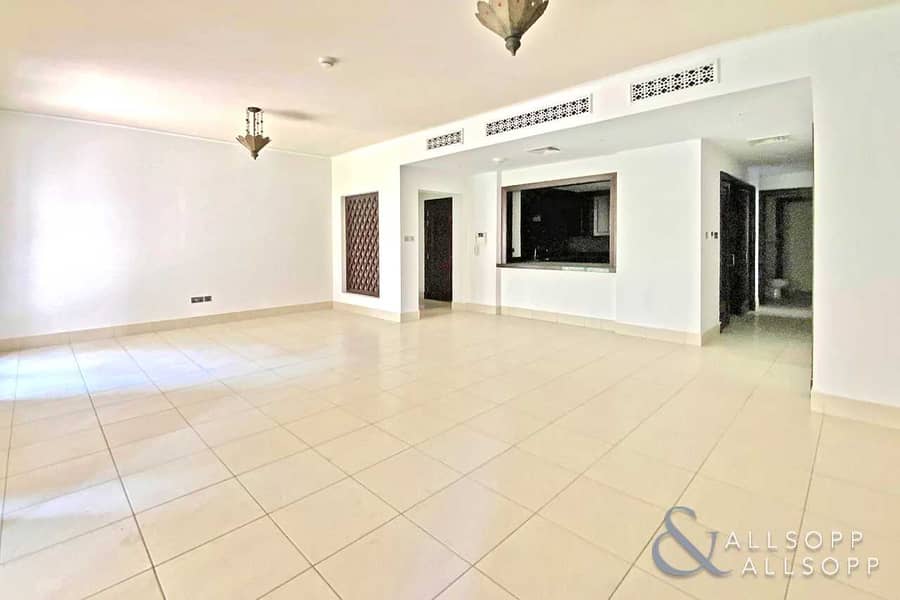 Yansoon 6 | Corner Unit | Community View Yansoon 6 | Corner Unit | Community View