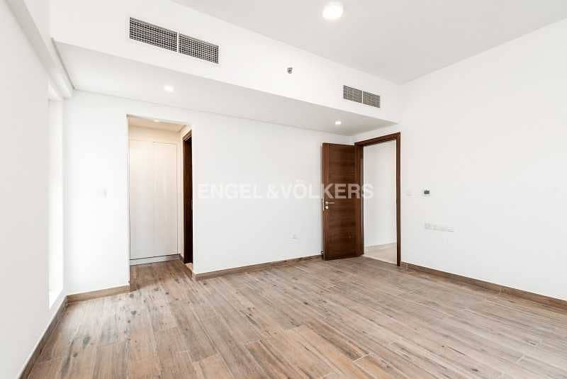 10 Near to Metro | Kitchen Equipped | Brand New