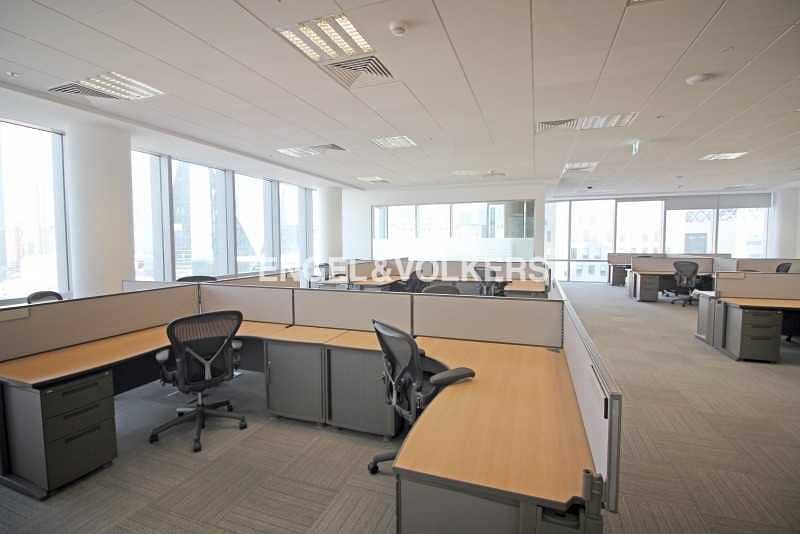 4 Corner Office|Fitted and Furnished|5 Parkings