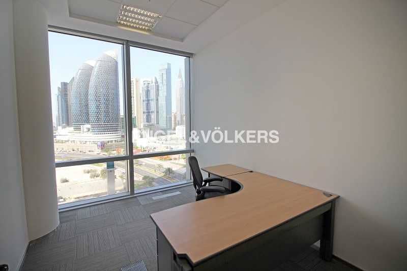 5 Corner Office|Fitted and Furnished|5 Parkings
