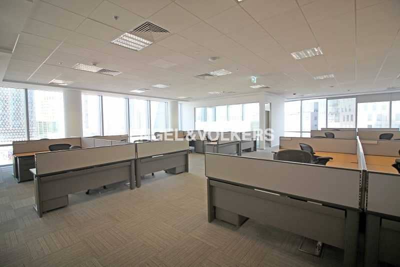6 Corner Office|Fitted and Furnished|5 Parkings