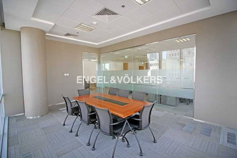 11 Corner Office|Fitted and Furnished|5 Parkings