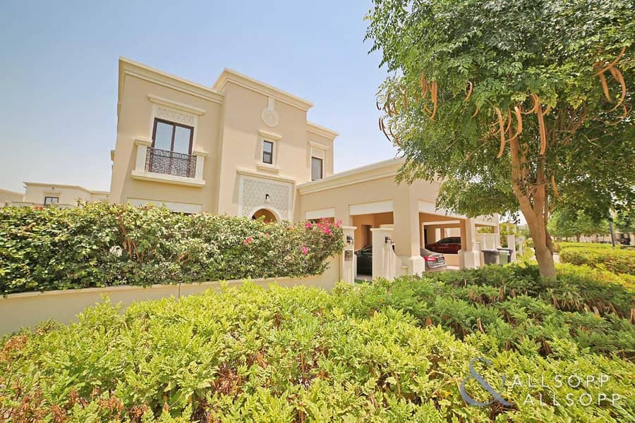 2 Exclusive | 4 Beds | Next To Pool And Park