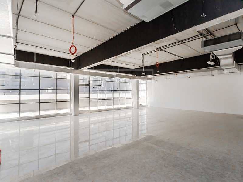 5 Spacious|Fitted Office|Corner Building|Exclusive