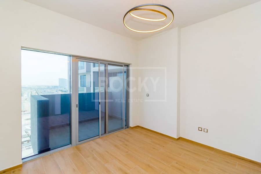 4 Studio | Great ROI | Right next to Metro