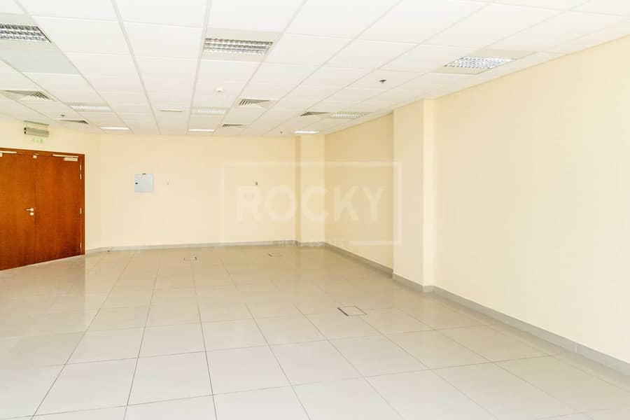 All inclusive | Low Floor | Office | European Business Center